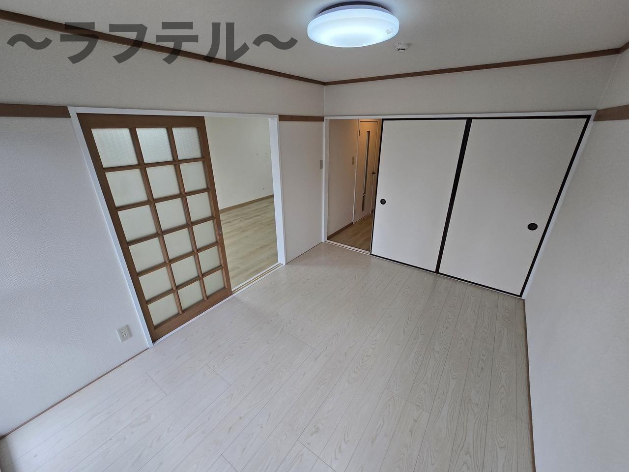 所沢市喜多町のアパートの居間・リビング