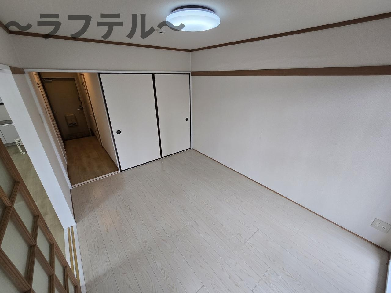 所沢市喜多町のアパートの居間・リビング
