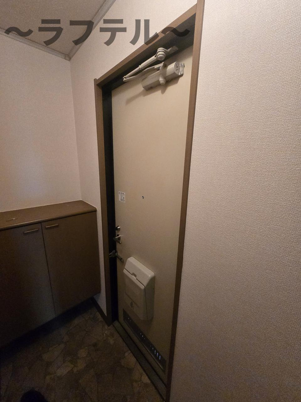アルジェント藤沢の玄関