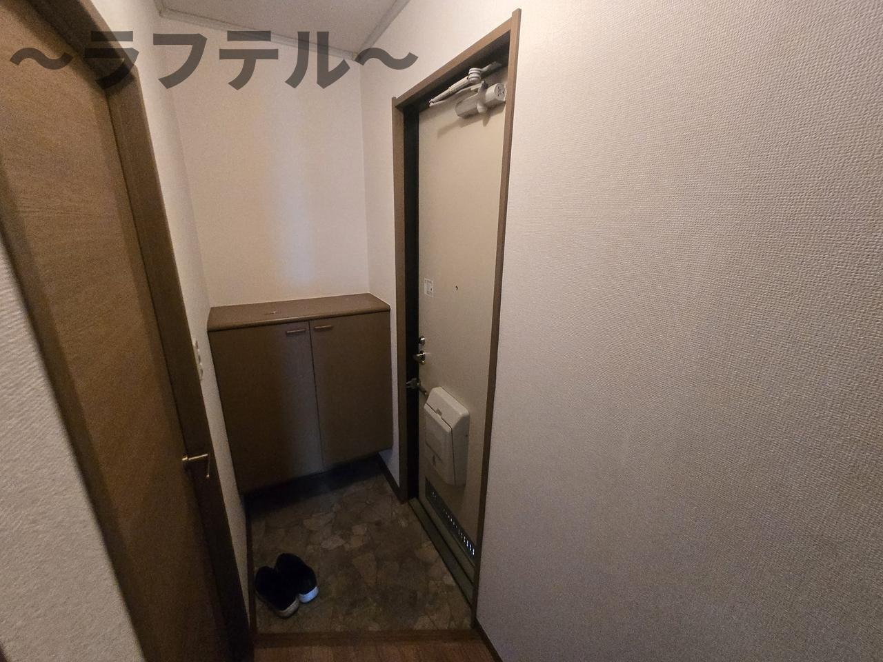 アルジェント藤沢の玄関