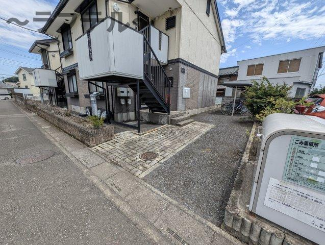 アルジェント藤沢のエントランス