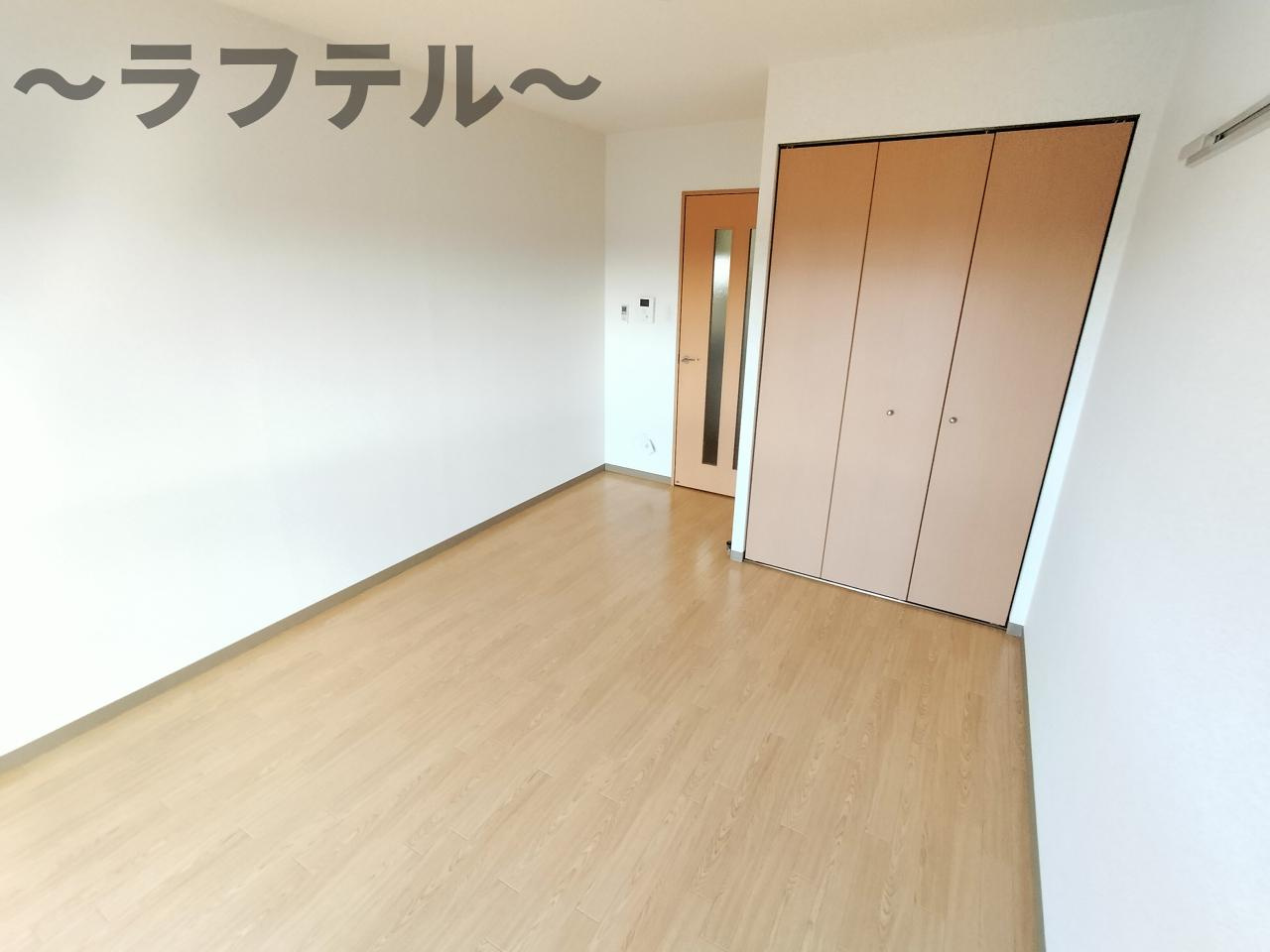 アニエスガーデンの居間・リビング|別部屋イメージ写真