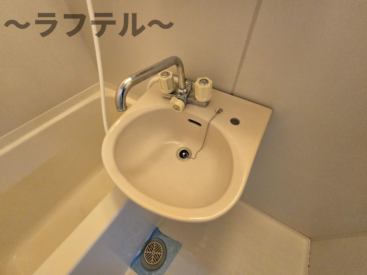 H-SQUARE喜多町の洗面所
