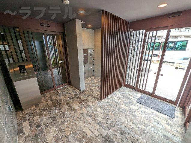 所沢市くすのき台２丁目の賃貸マンションのロビー