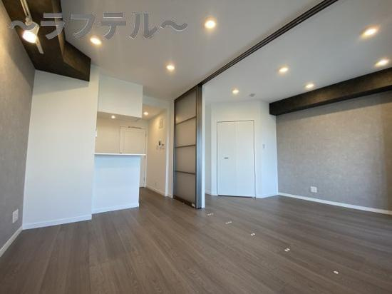 所沢市くすのき台２丁目の賃貸マンションの居間・リビング|別部屋イメージ写真