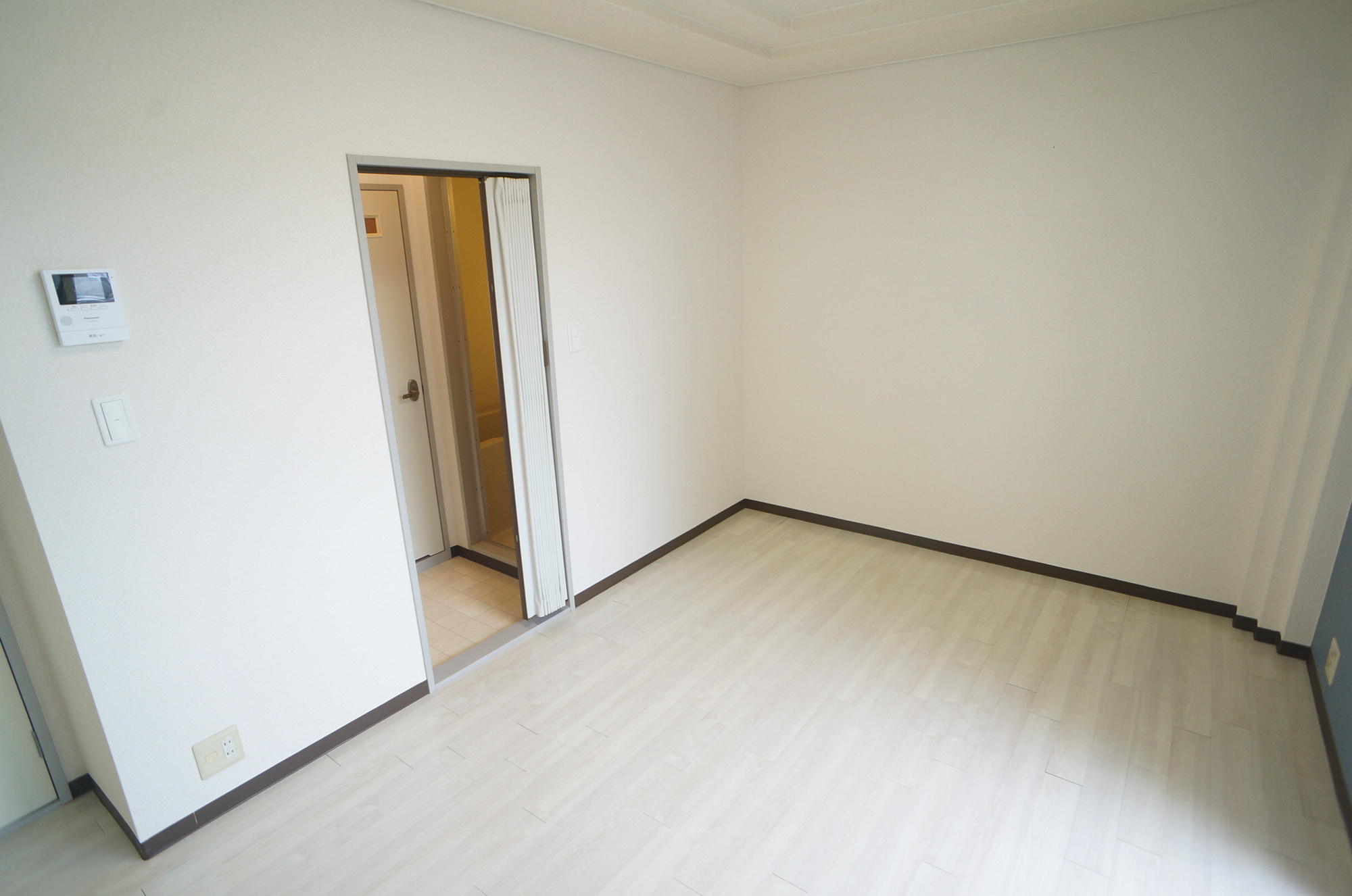 ウエストヴィラ橿原の洋室