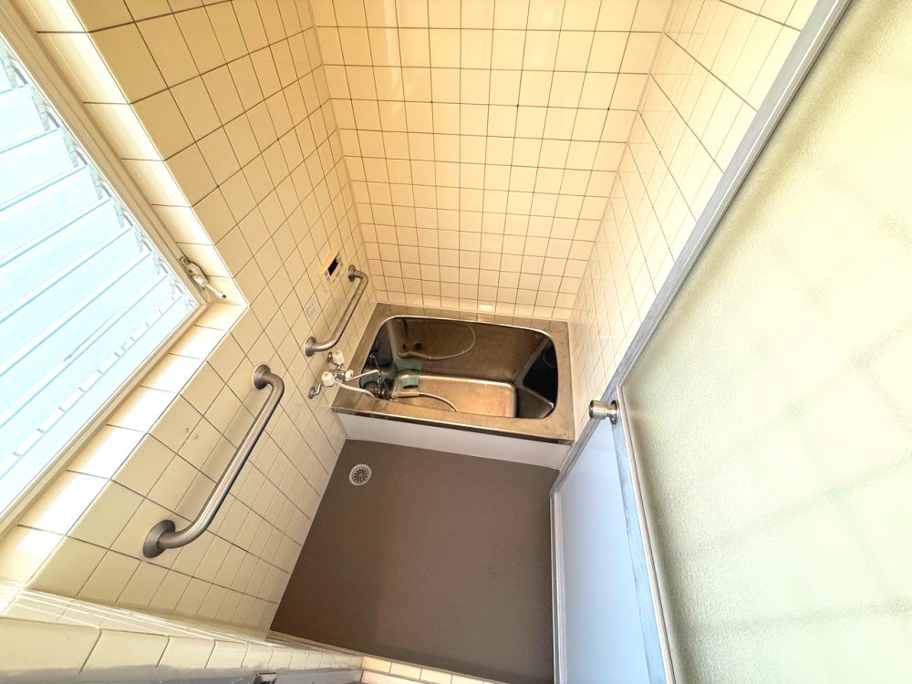 上牧町戸建の浴室