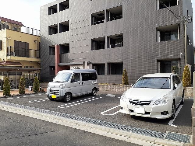 ジュピター　ムサシノの駐車場|駐車場があります