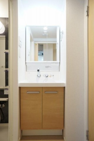 ジュピター　ムサシノの洗面所|脱衣スペースもあります