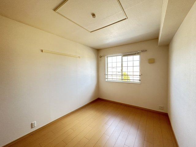 リバー　フォレストの洋室|広々とした洋室です
