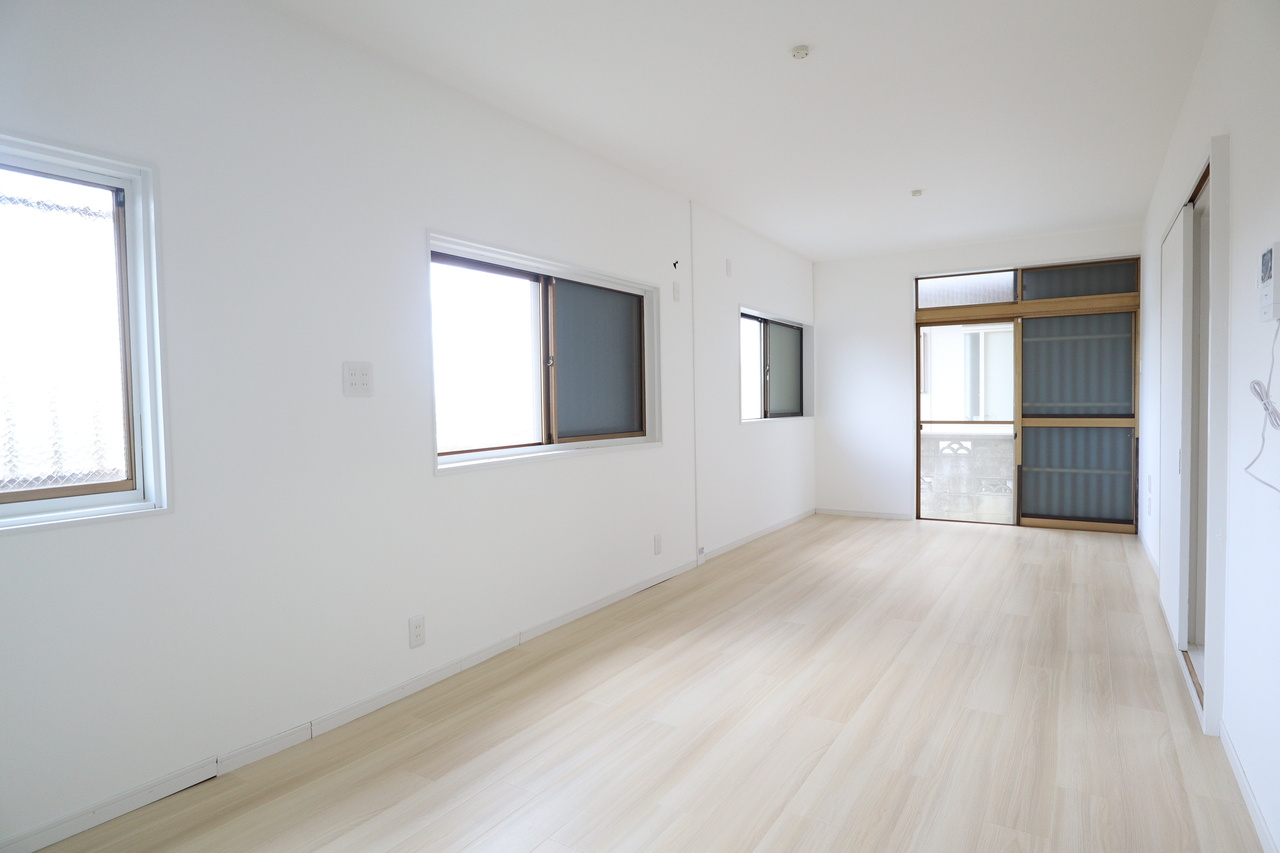 生駒市西松ヶ丘戸建の居間・リビング