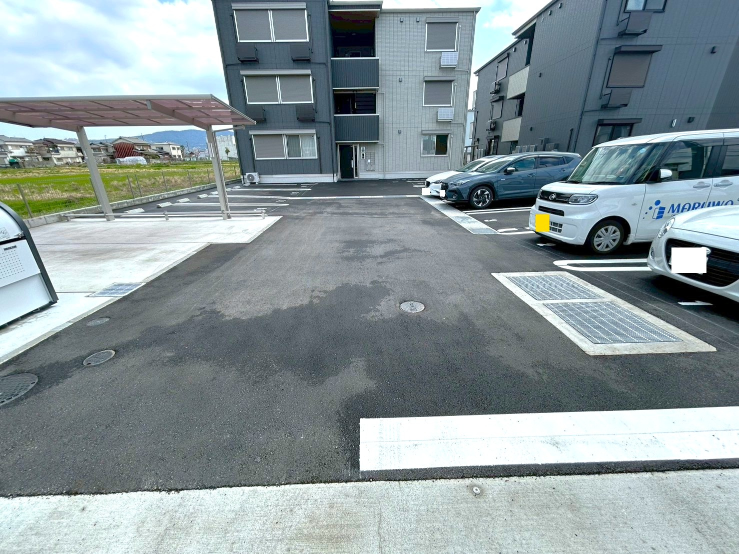 アクアポルタの駐車場