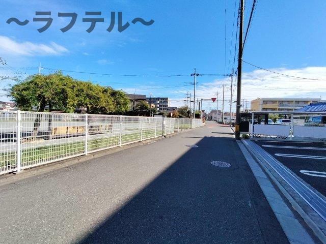 所沢市東狭山ケ丘１丁目のアパートの周辺