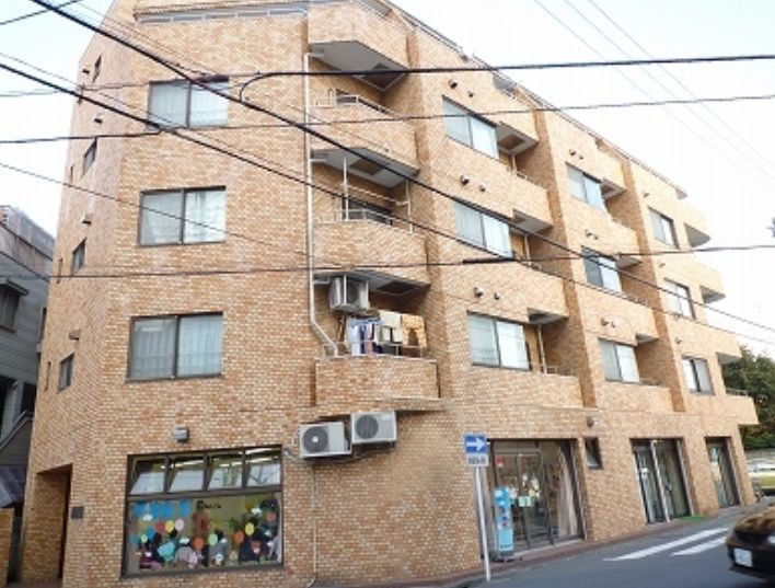 メゾン常盤の外観