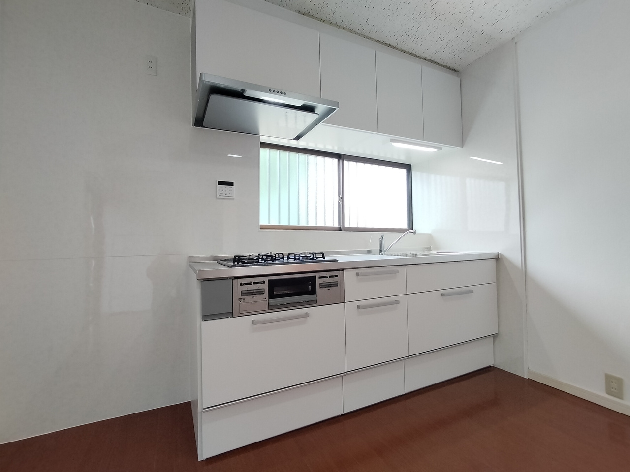 中山町一戸建のキッチン