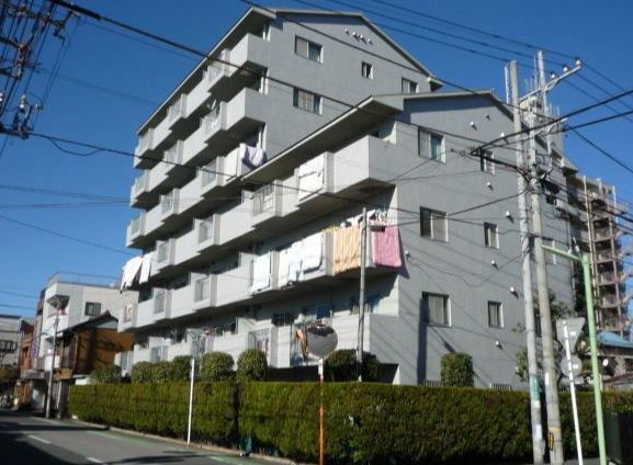 オークガーデンの外観