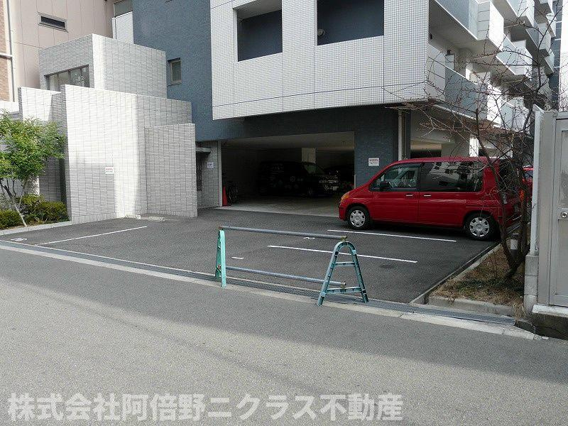 グランドゥール敷津のエントランス