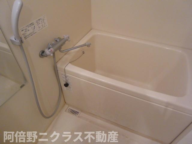 グランドゥール敷津の浴室