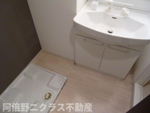 グランドゥール敷津の洗面所