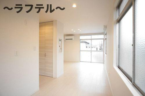 住吉ハイツの居間・リビング|別部屋イメージ写真