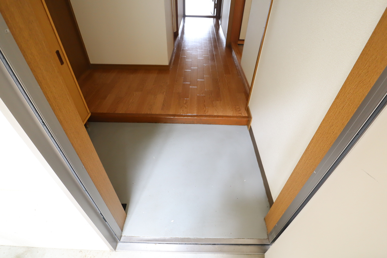 エスペランサ森川Ⅰの玄関