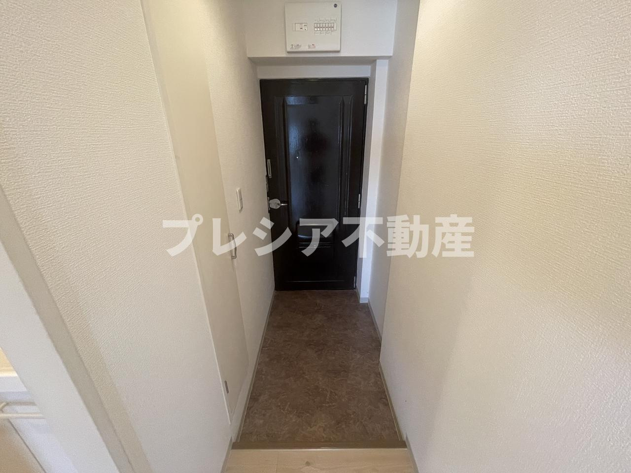 サンビルダー甲子園パークサイドの玄関