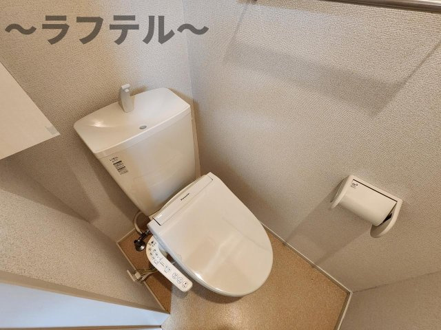 ワンオフティのトイレ|別部屋イメージ写真