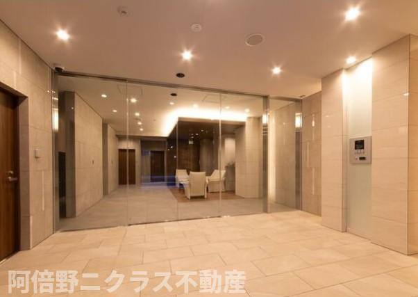 スプランディッド上本町WESTⅡのロビー
