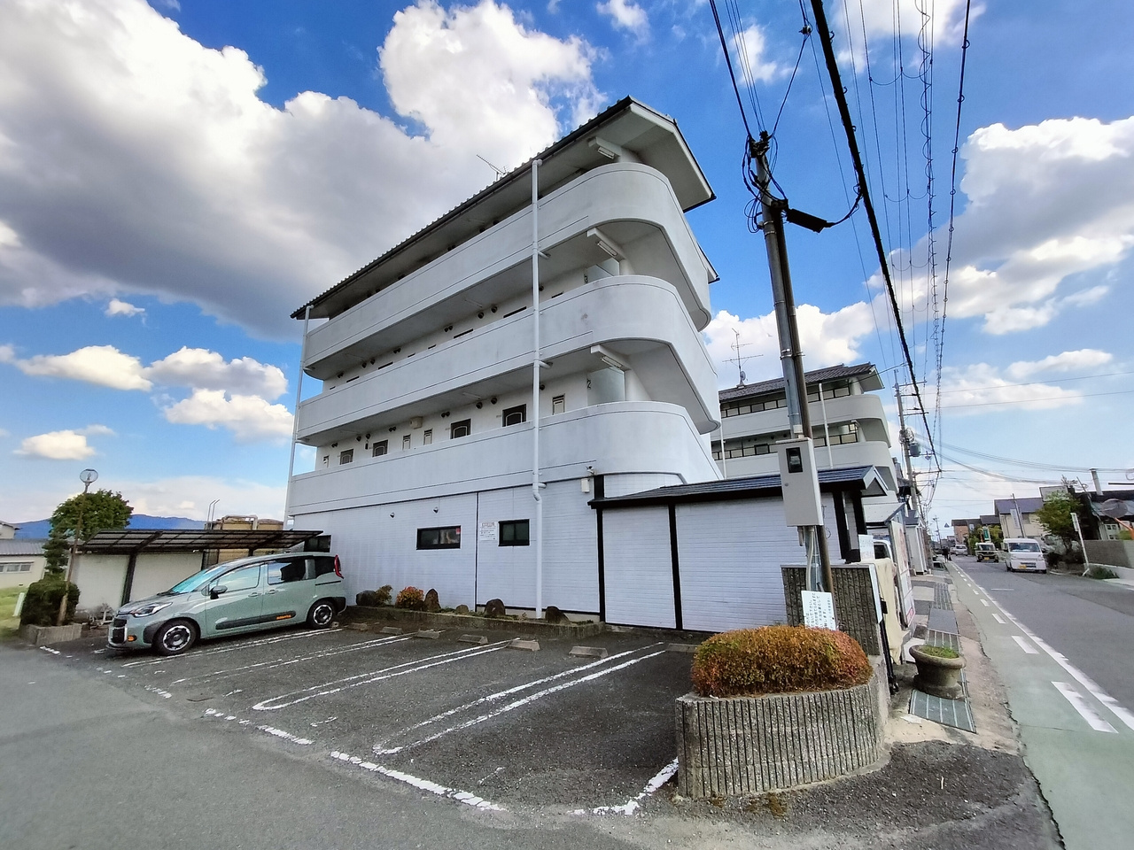 アイリスハイツ２号館の外観