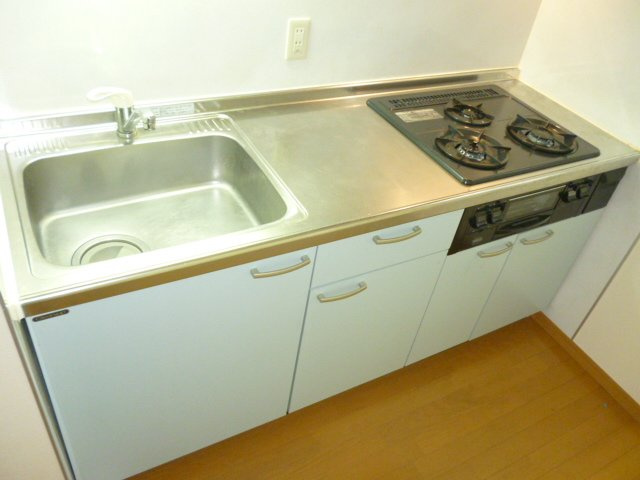さいたま市南区内谷３丁目のタウンのキッチン