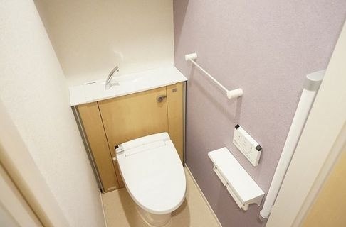 ジェルメ 壱番館のトイレ
