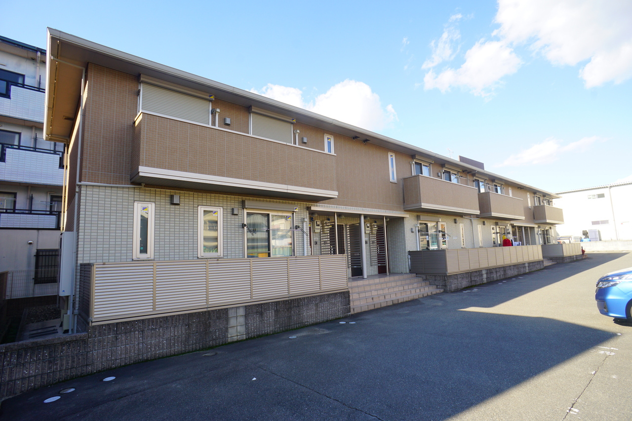 ラフィーネ四条大路の外観