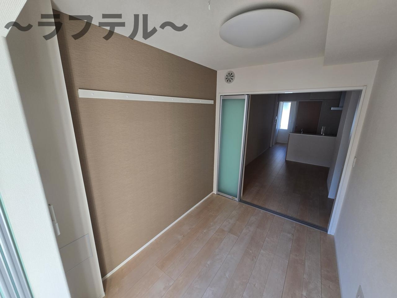 ルアナの洋室
