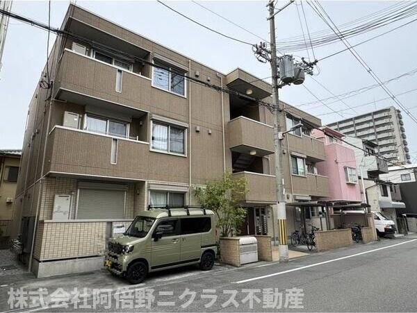 片岡マンションの外観