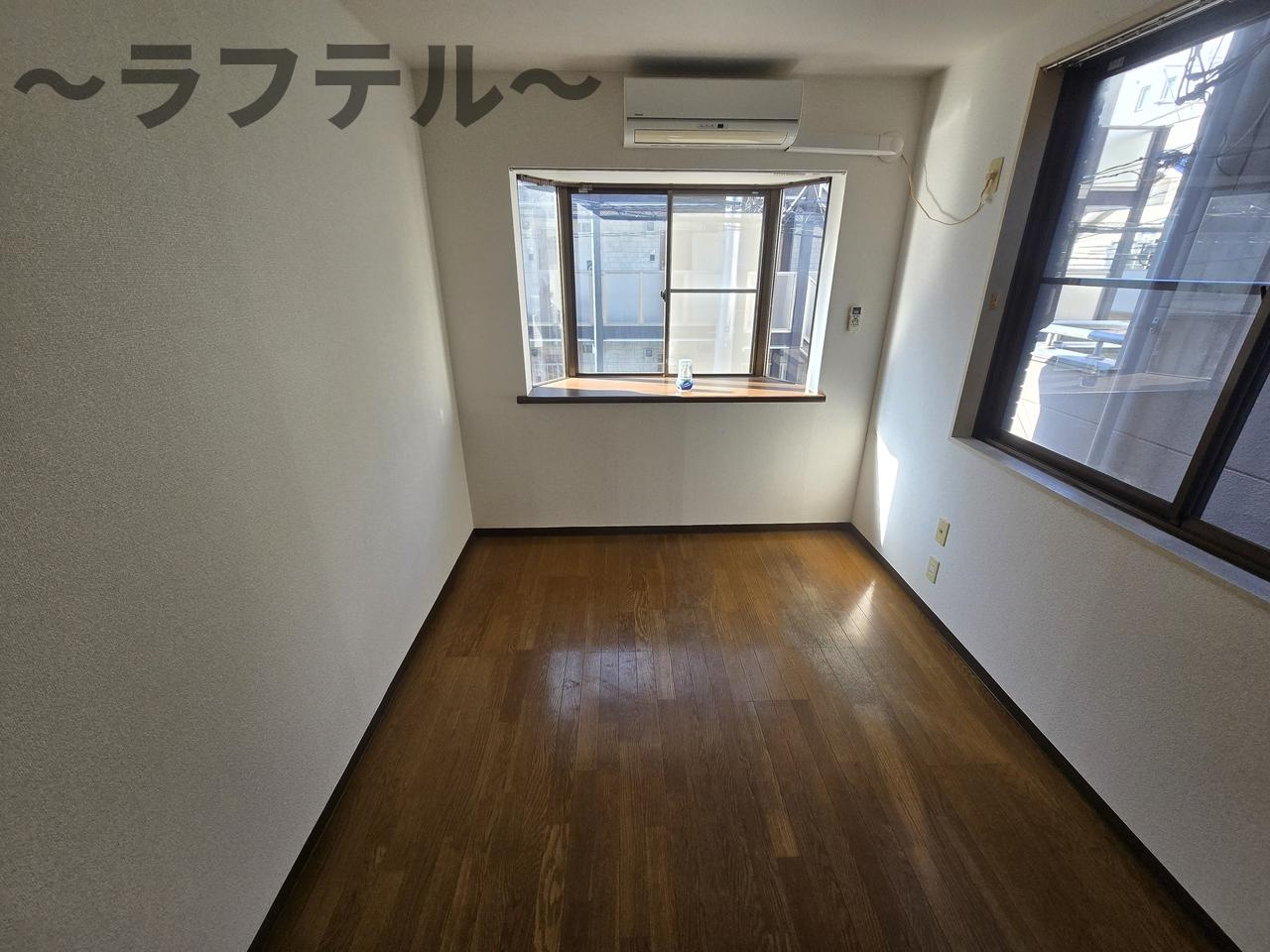 ウィステリアの洋室