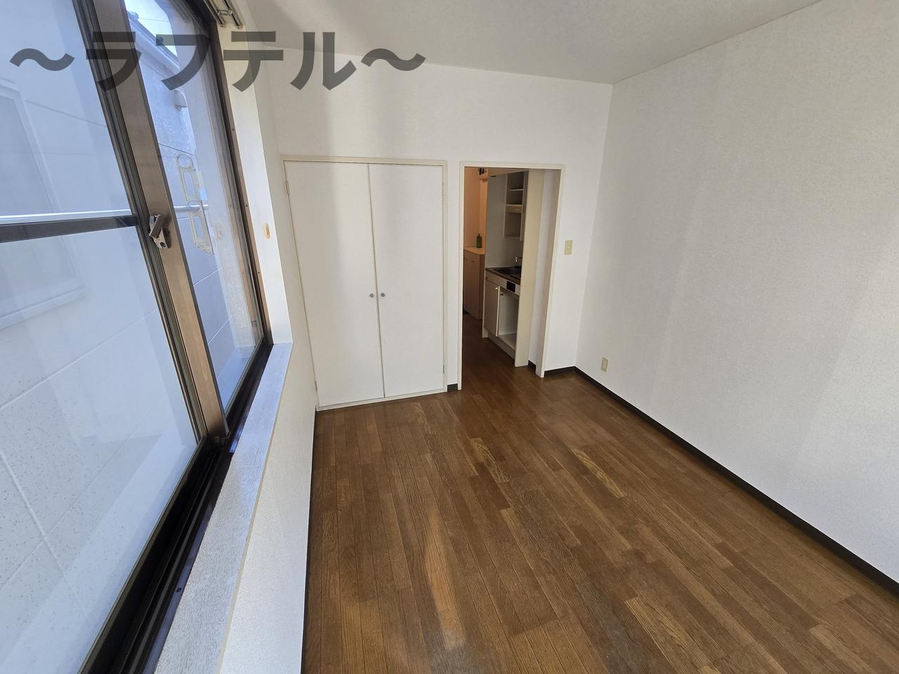 ウィステリアの洋室