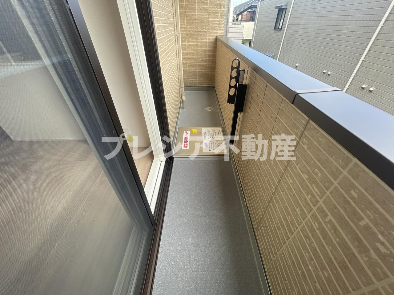 D-ROOM甲子園口のバルコニー