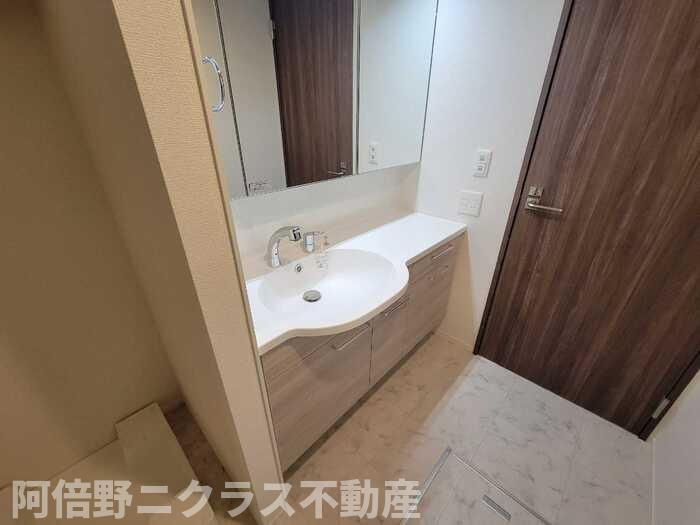 メゾンドエスポワールの洗面所