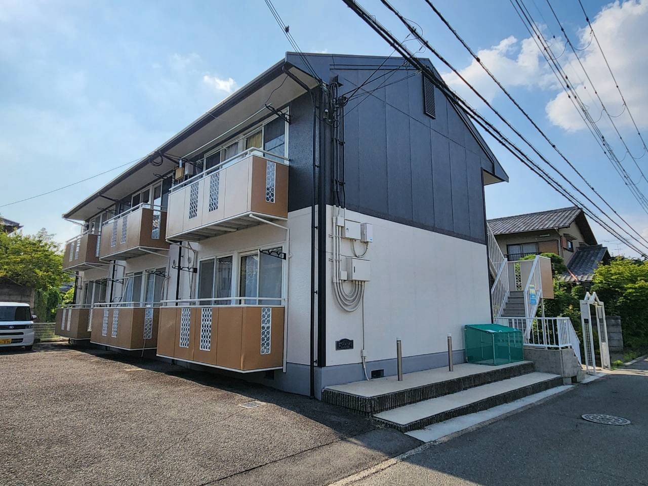 サンハイツ宝来の外観