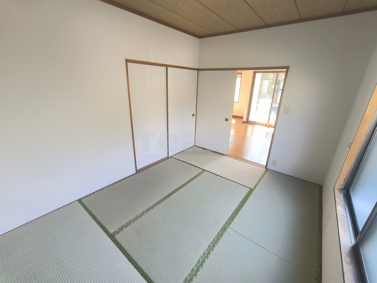武蔵野市吉祥寺北町２丁目のアパートの和室