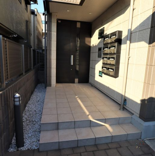 Maison Ritsのエントランス