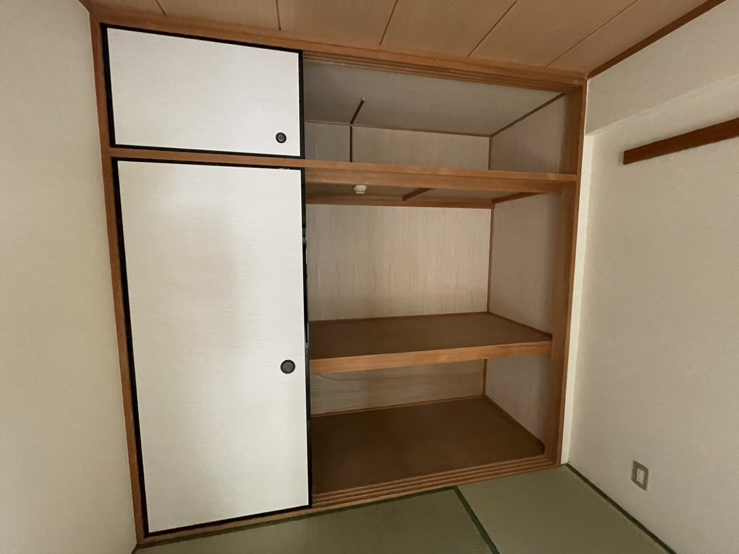 エトアール甲子園口の収納|小物を収納するのに便利です