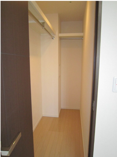 コンシェリア西新宿TOWER'S WEST