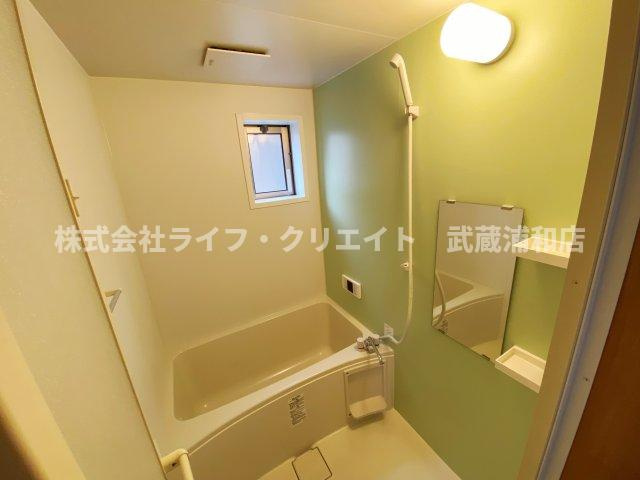 四谷3丁目テラスハウスの浴室