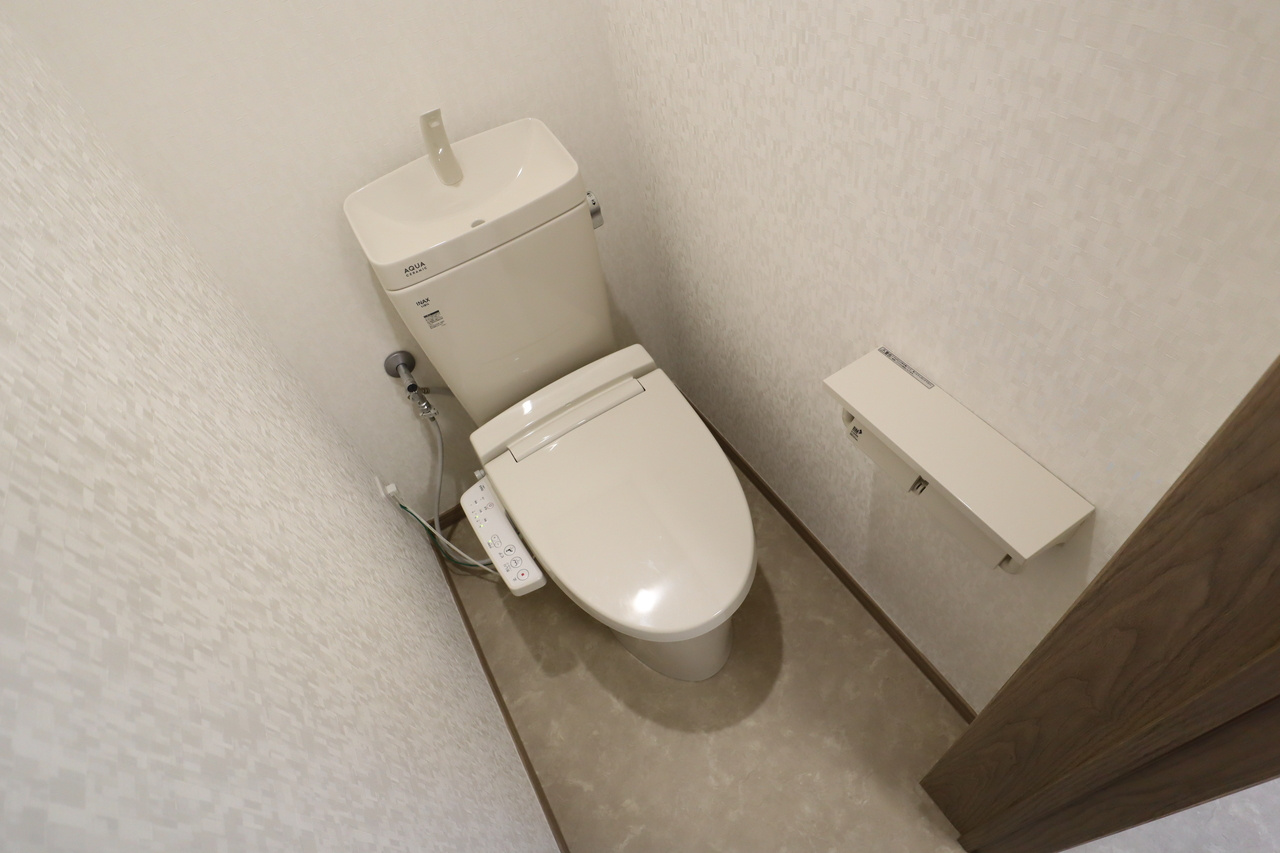 イースト33神宮前のトイレ