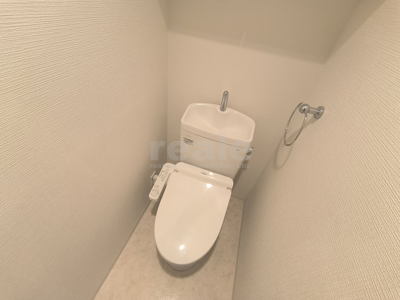 杉並区上荻４丁目の賃貸マンションのトイレ