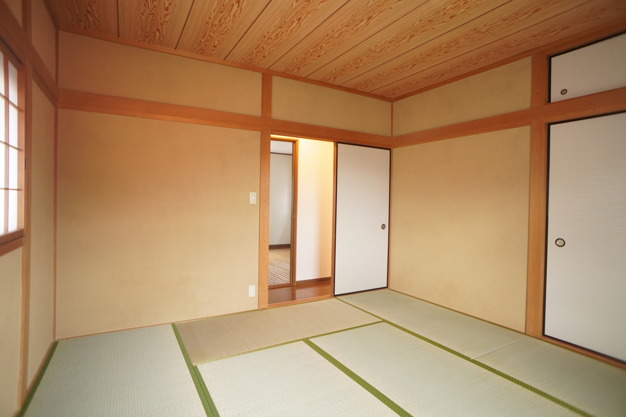 あやめ池北3丁目戸建の和室