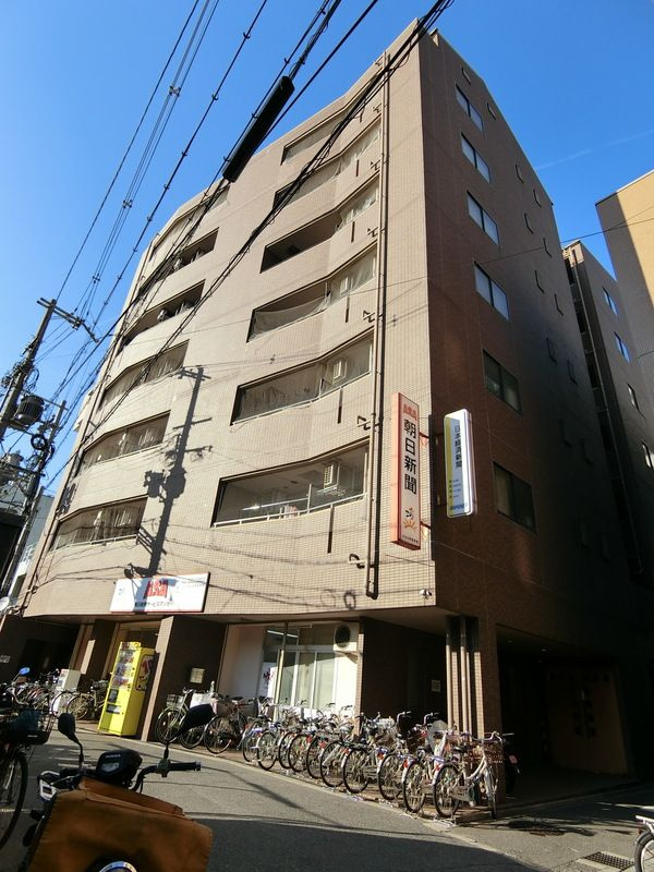 フローレ西田辺の外観