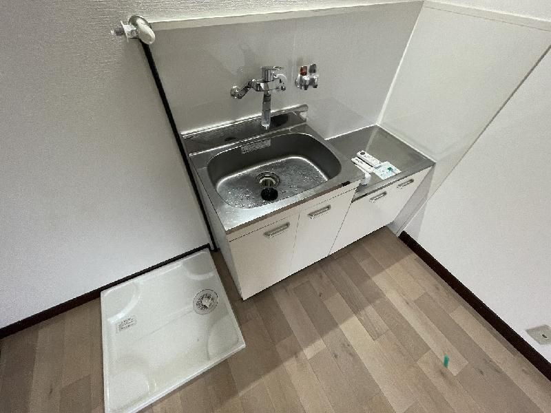 コーポイン長居Ａ棟 のキッチン|内装は別部屋の参考写真です。