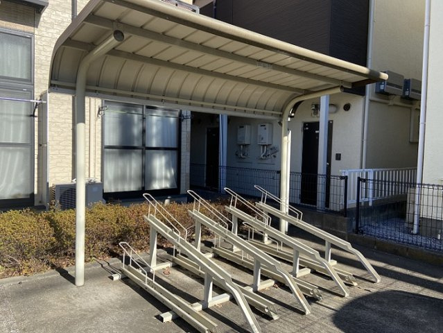 レオパレスロータスのその他|駐輪場